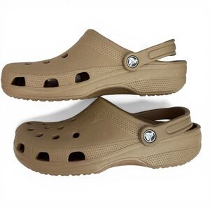 NWOT Crocs Clogs in Tan Size 10-11